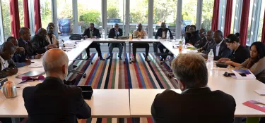 20 jeunes cadres des médias africains à Paris 