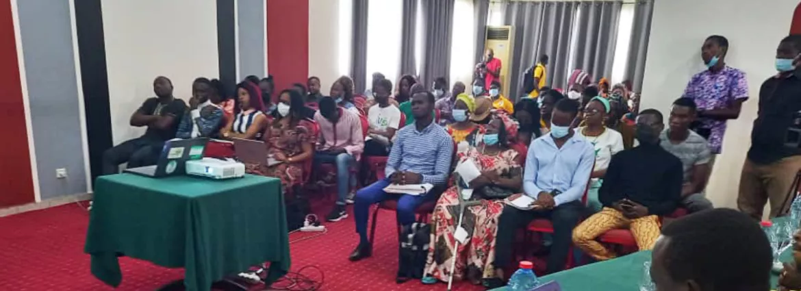 Au Cameroun, immersion dans deux enquêtes collaboratives axées sur le genre Au Cameroun, immersion dans deux enquêtes collaboratives axées sur le genre