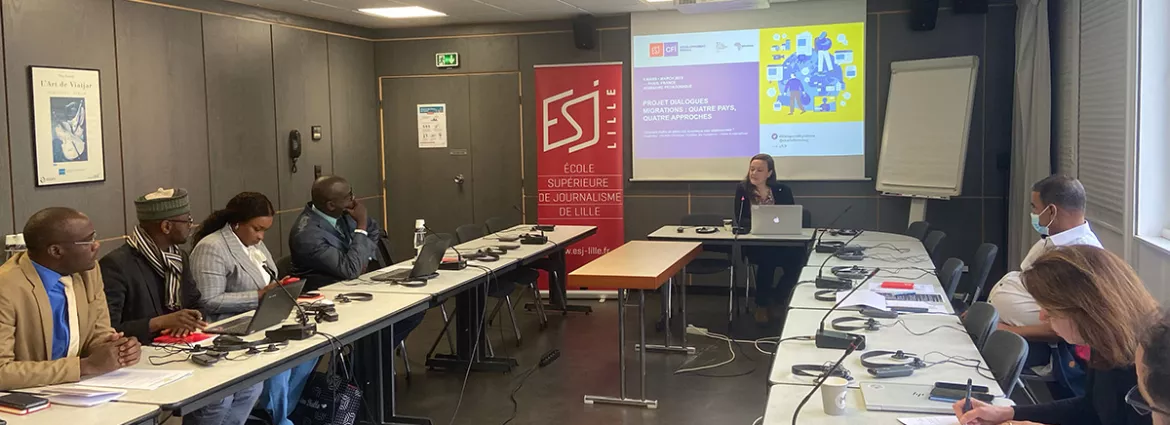 Écoles de journalisme : réflexions croisées sur le traitement médiatique des migrations Écoles de journalisme : réflexions croisées sur le traitement médiatique des migrations
